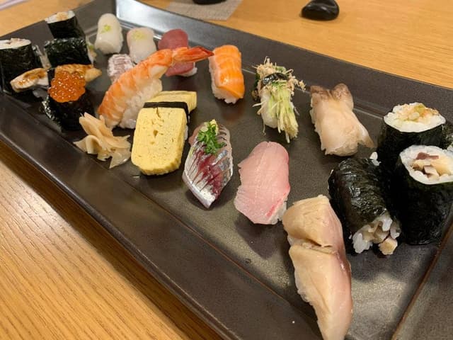 すし家こばやし - サブ画像1