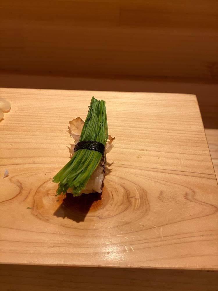 鮨なかさか