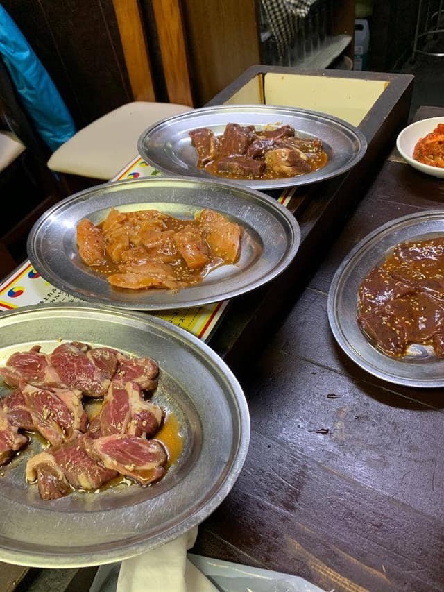 炭火焼肉ダイニング 南大門 - サブ画像1