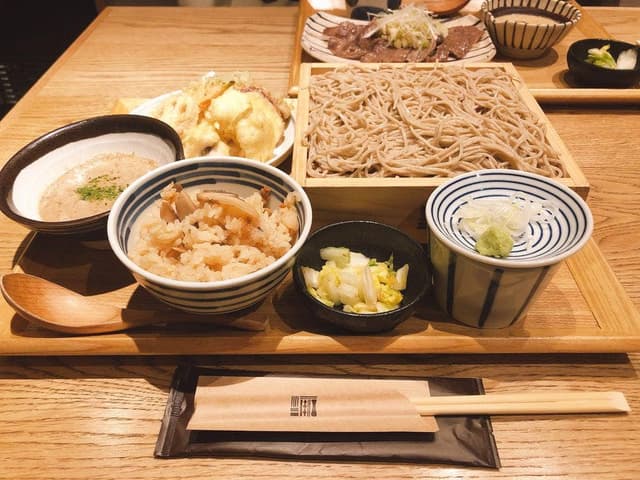 じねんじょ庵 あざみ野店 - サブ画像2