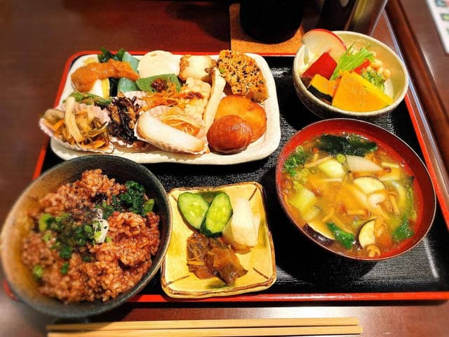ナチュラルフードレストラン シェいなば - サブ画像1