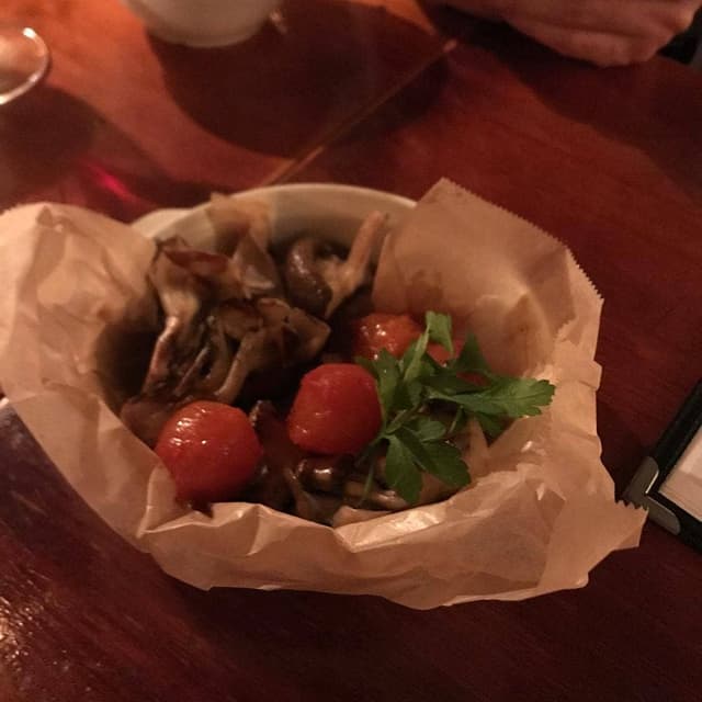 DÖBRÖGI Hungarian bar&dining - サブ画像2