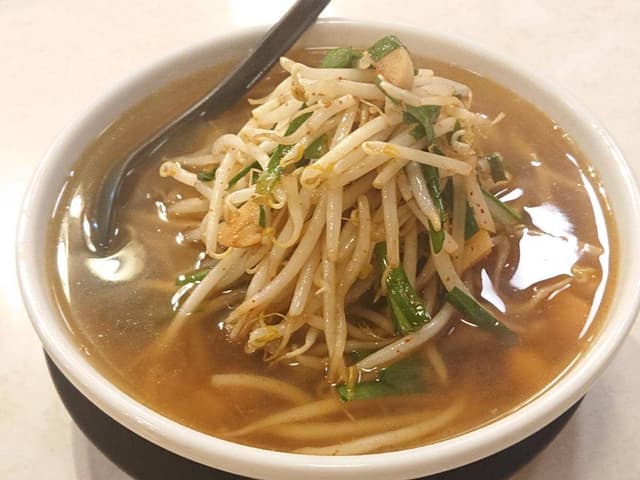 ベトコンラーメン新京 師勝店 - サブ画像1