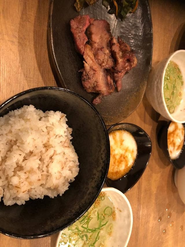 仙台名物 味の牛たん べこ吉 天王寺店 - サブ画像1