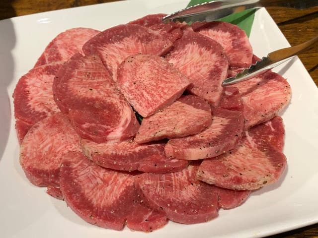 炭火焼肉 弁恵 - サブ画像2