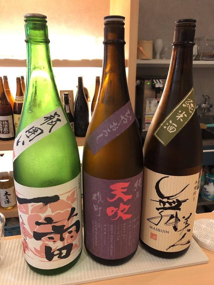 日本酒BAR TOKKURI