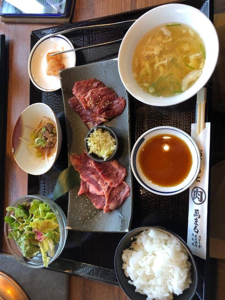 炭火焼肉 萬まる 西条店