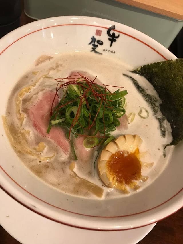 牛骨ラーメン 牛賀 - サブ画像3