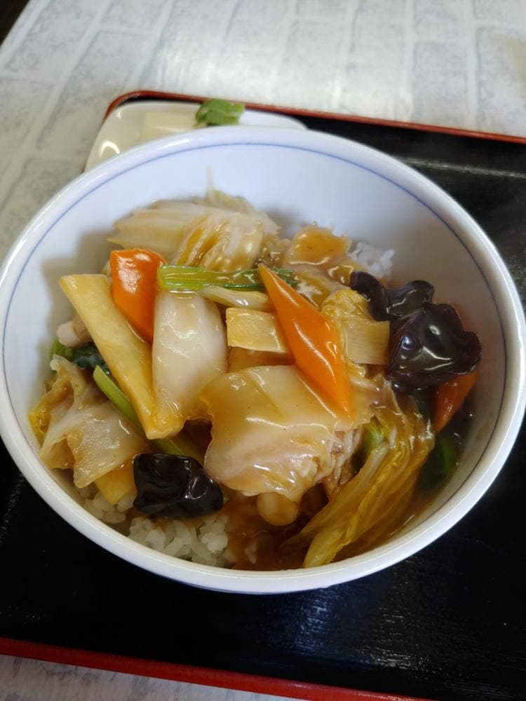 食堂 莫龍