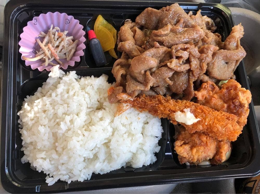 お弁当 かどや