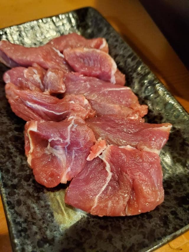 ラムチョップと生ラムのお店 羊小屋 - サブ画像1