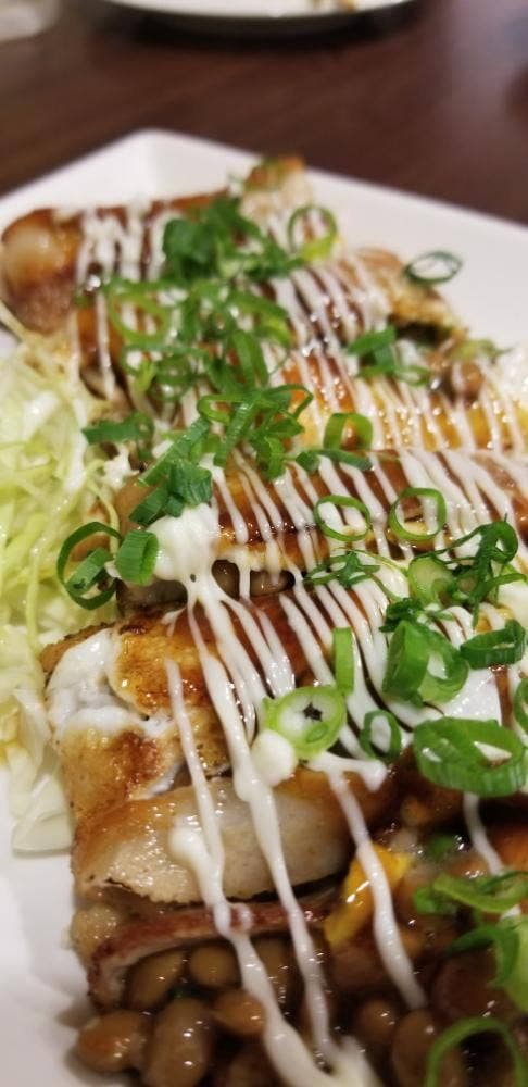 広島お好み焼きと鉄板焼 だんだんじゃけん