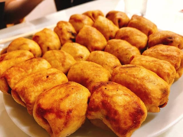ホワイト餃子 小岩店 - サブ画像3