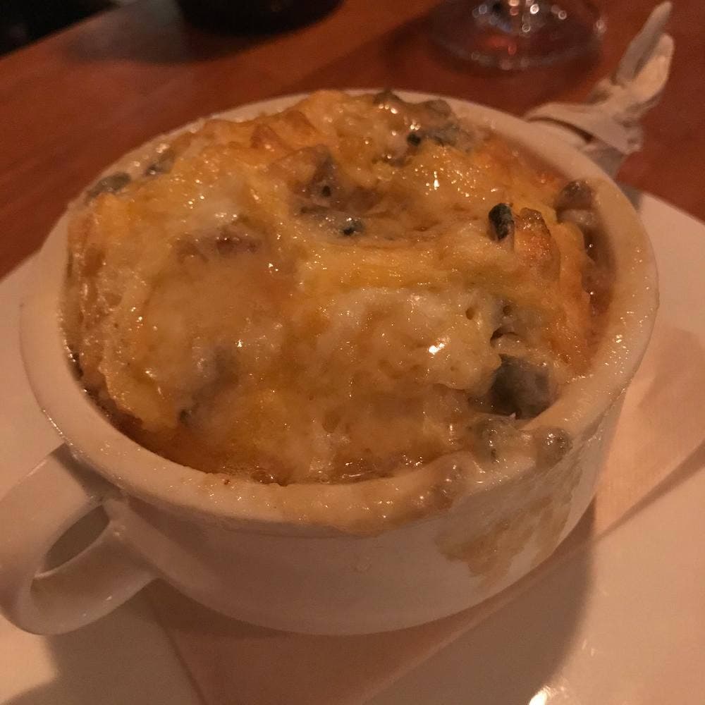 METTI UNA SERA A CENA