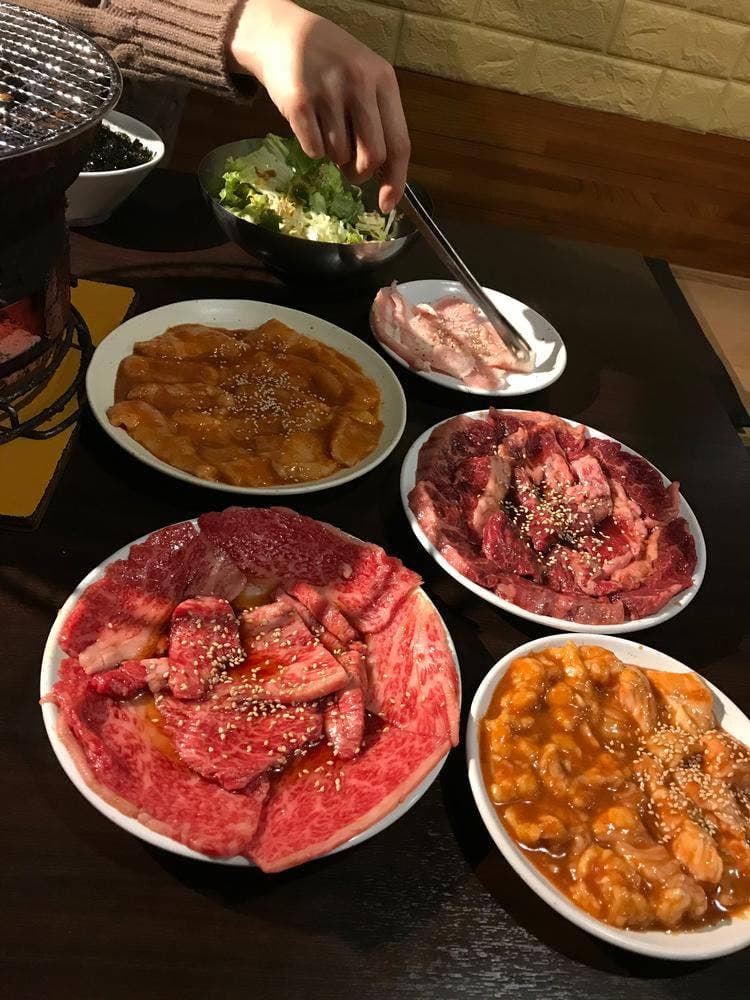 七輪炭火焼肉 味ん味ん 海老名店