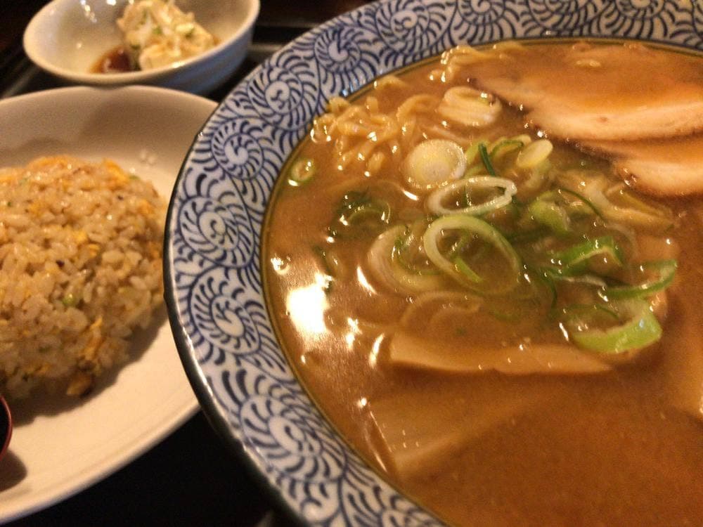 手打らーめんはせ川栄店