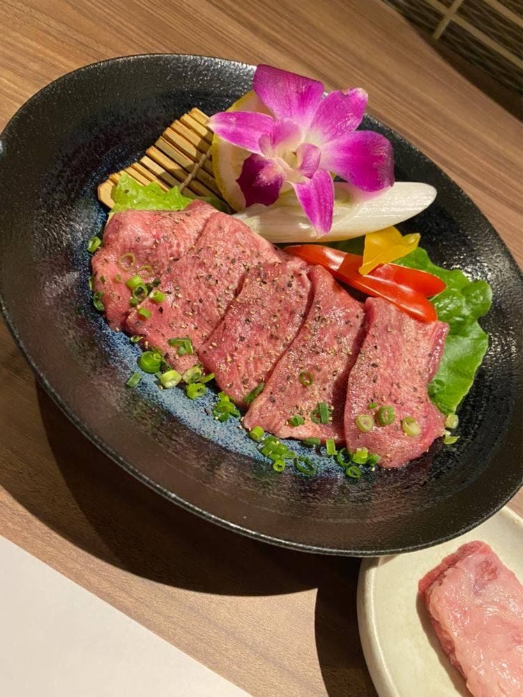 焼肉ダイニングMEGUMI 南8条店