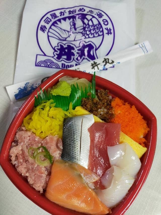 丼丸 さだや 植田店 - サブ画像1