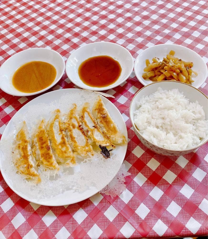 餃子専門店 華龍