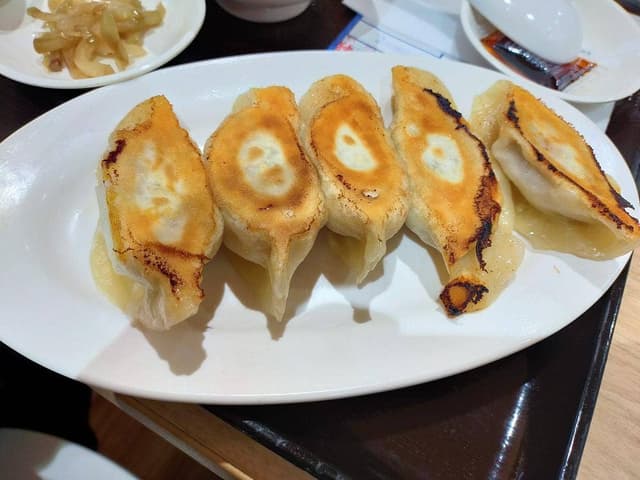 独一処餃子 SUNAMO店 - サブ画像3