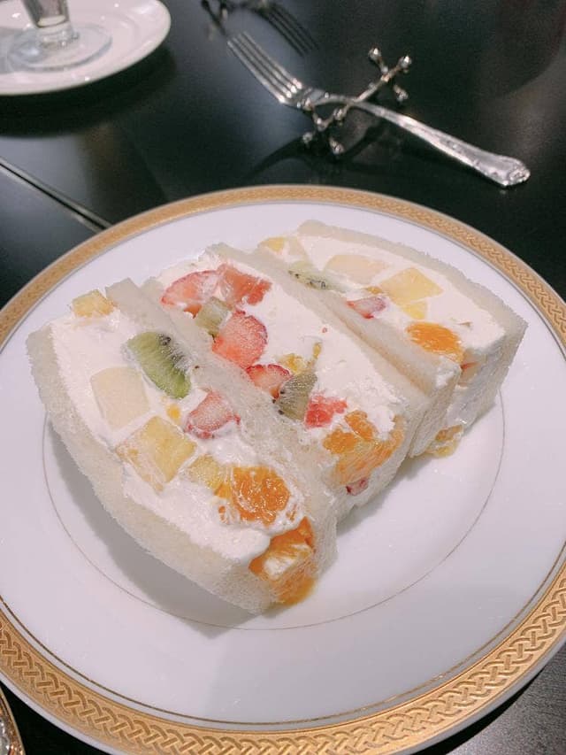 fruit dining 8010 パセオ店 - サブ画像1