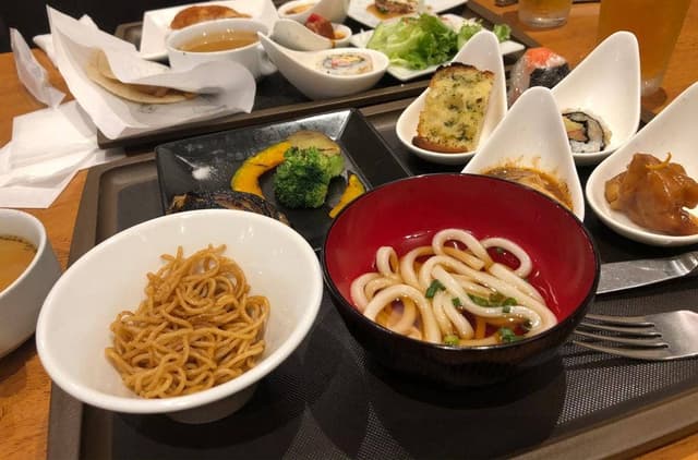 THE OVEN AMERICAN BUFFET - サブ画像2