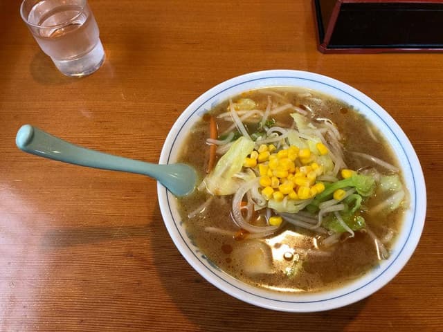 手打ちラーメン 海 - サブ画像1