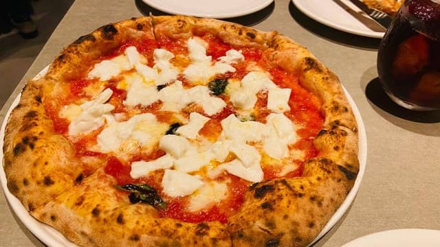 ピッツェリア オステリア イーオーイー - サブ画像2