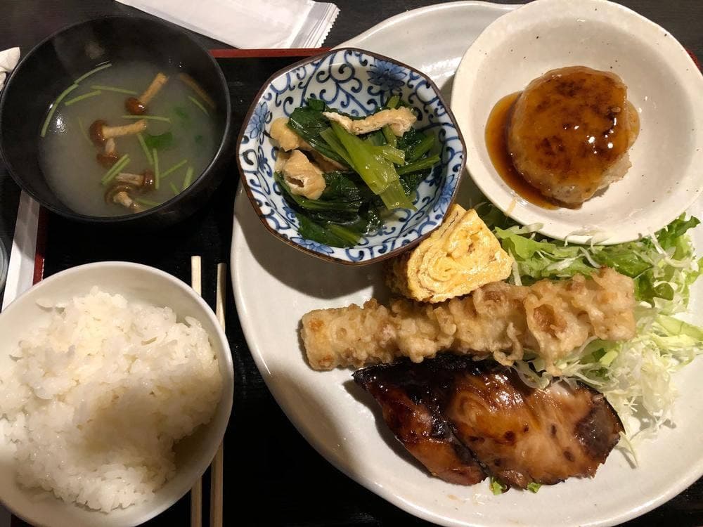 あけぼの亭