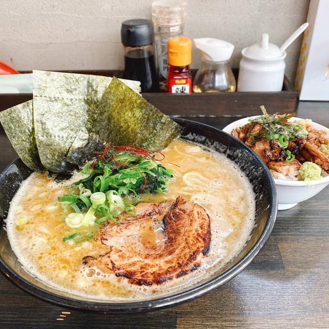 らー麺つけ麺 みやがわ - サブ画像1