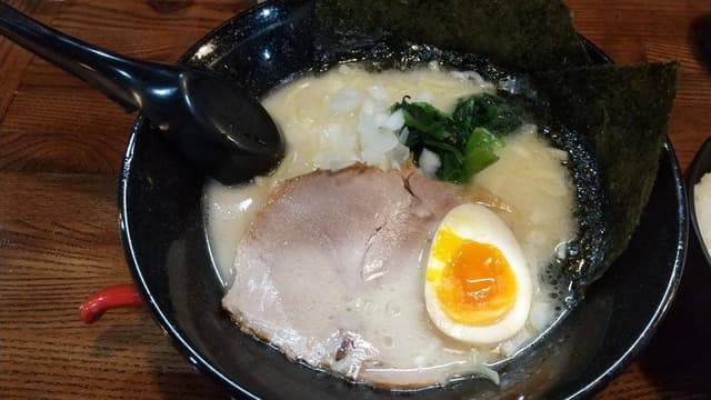 横浜家系ラーメン 蔵本家 - サブ画像1