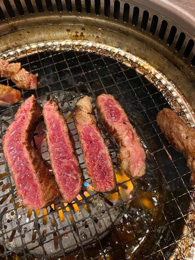 焼肉きんぐ 曙店 - サブ画像1