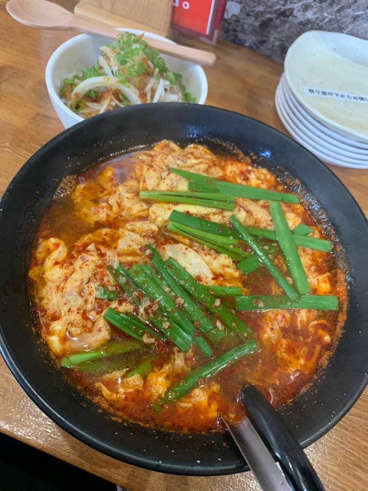 辛麺kitchen 彩 山西店