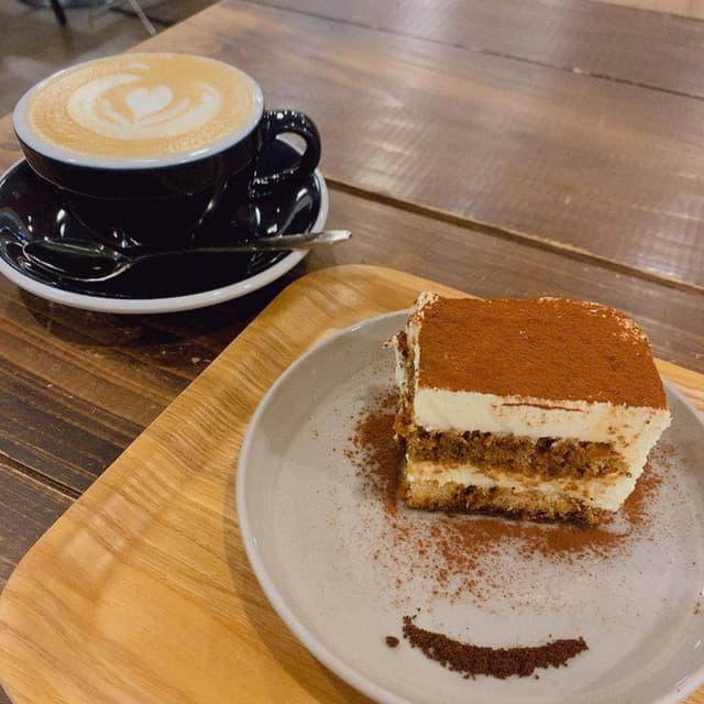 サンワコーヒーワークス ルクアイーレ店 - サブ画像3