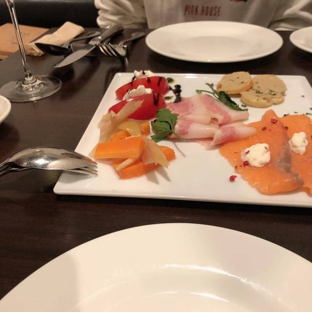 NINE 綱島店 - サブ画像1