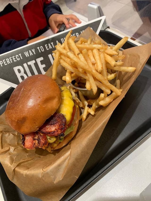 J.S. BURGERS CAFE ららぽーと立川立飛店 - サブ画像2