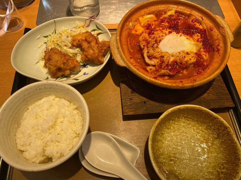 やよい軒 草加稲荷店