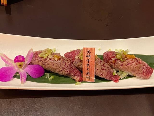 美崎牛 高原店 - サブ画像1