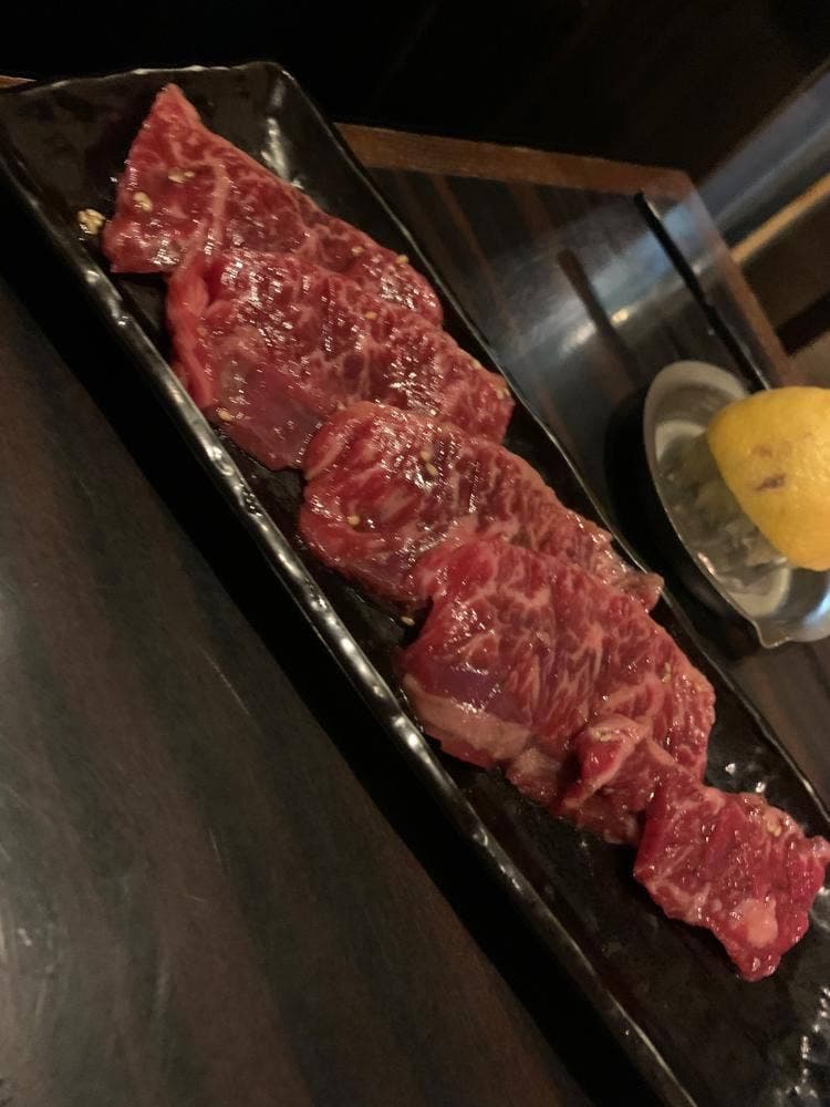 焼肉酒房 らざん