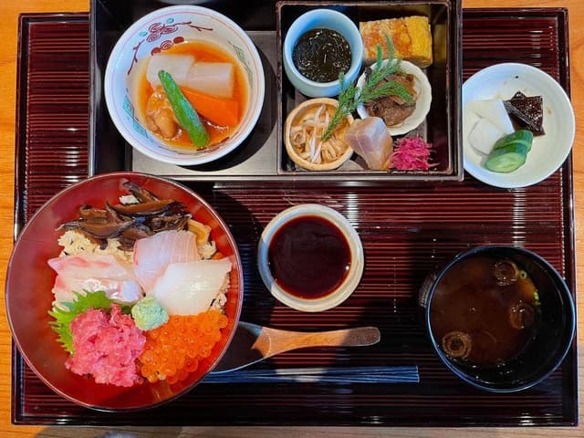 たまさか 丸の内 - サブ画像1
