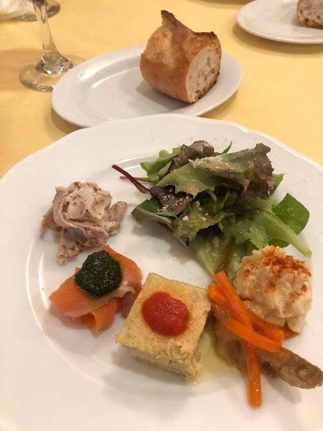 南欧田舎料理店 TAVOLA TAPAS - サブ画像1