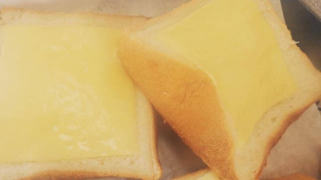 高級フレンチトースト専門店 どんだけ自己中 丸鶏自家解体 とり吉内 - サブ画像1