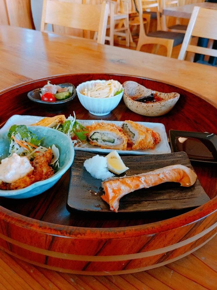 デリ・ダイニング はら田