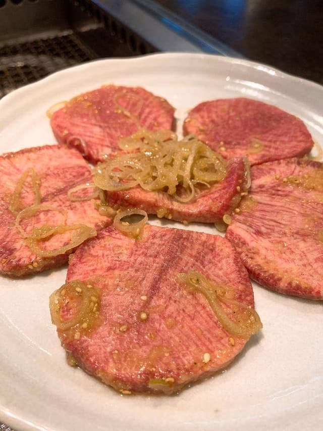 炭火焼肉 山水園 - サブ画像1