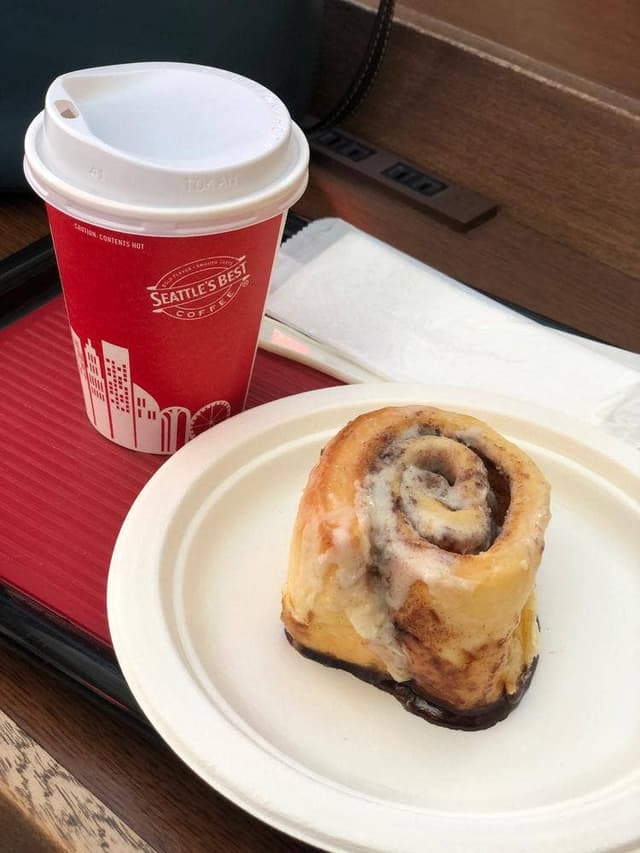 Cinnabon アトレ吉祥寺店 - サブ画像2
