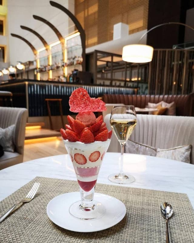 THE STRINGS INTERCONTINENTAL HOTEL Bar - サブ画像2