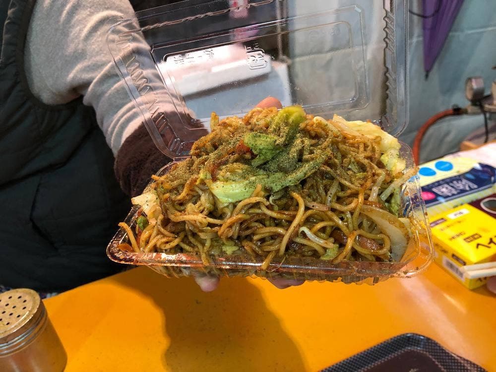 風治八幡宮参道の焼きそば露店