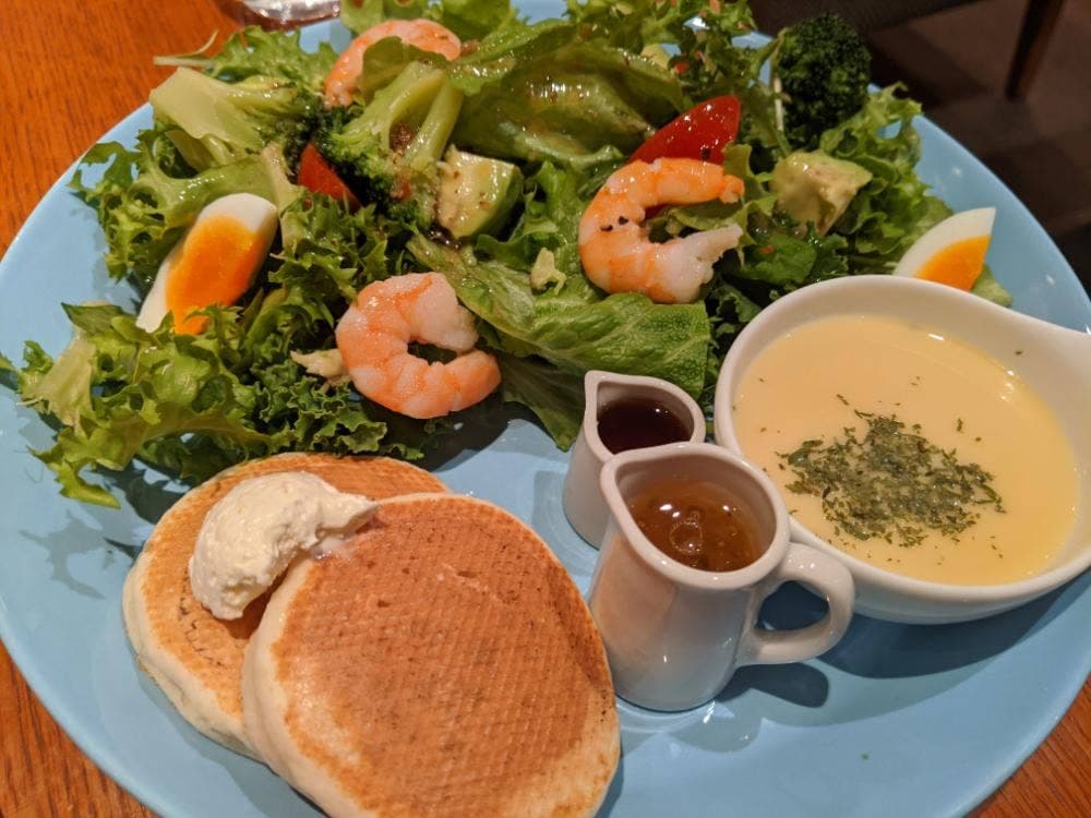 カフェ ラ ミル 都立大駅前店