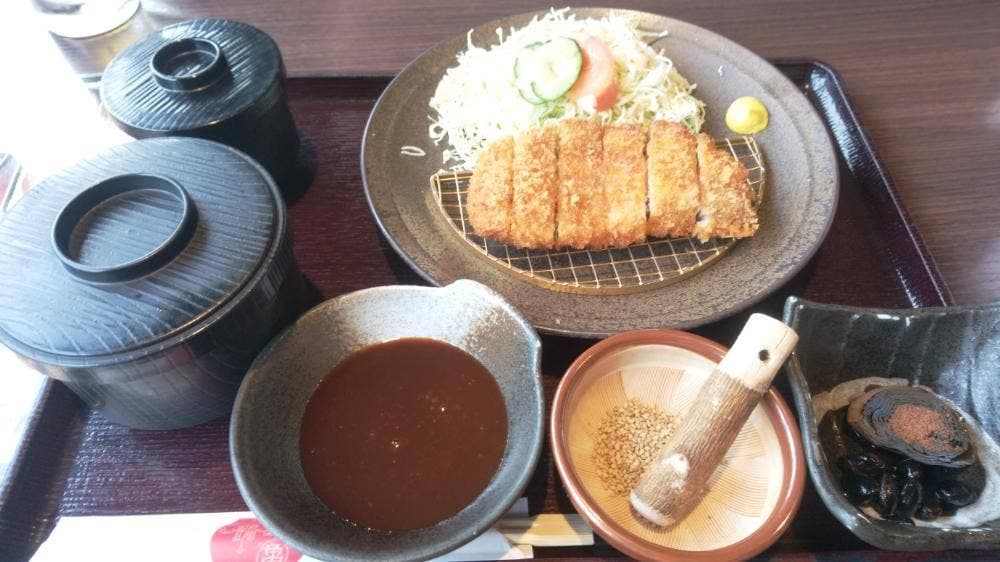 源気温泉万博おゆば お食事処 鶴亀