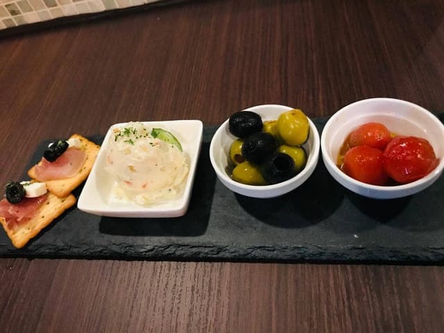 クラフトビール&ソーセージ ブロス 神保町 - サブ画像2
